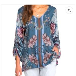 Johnny Was Aran Georgia Silk Floral Oversized Blouse Multicolor Size Medium GUC